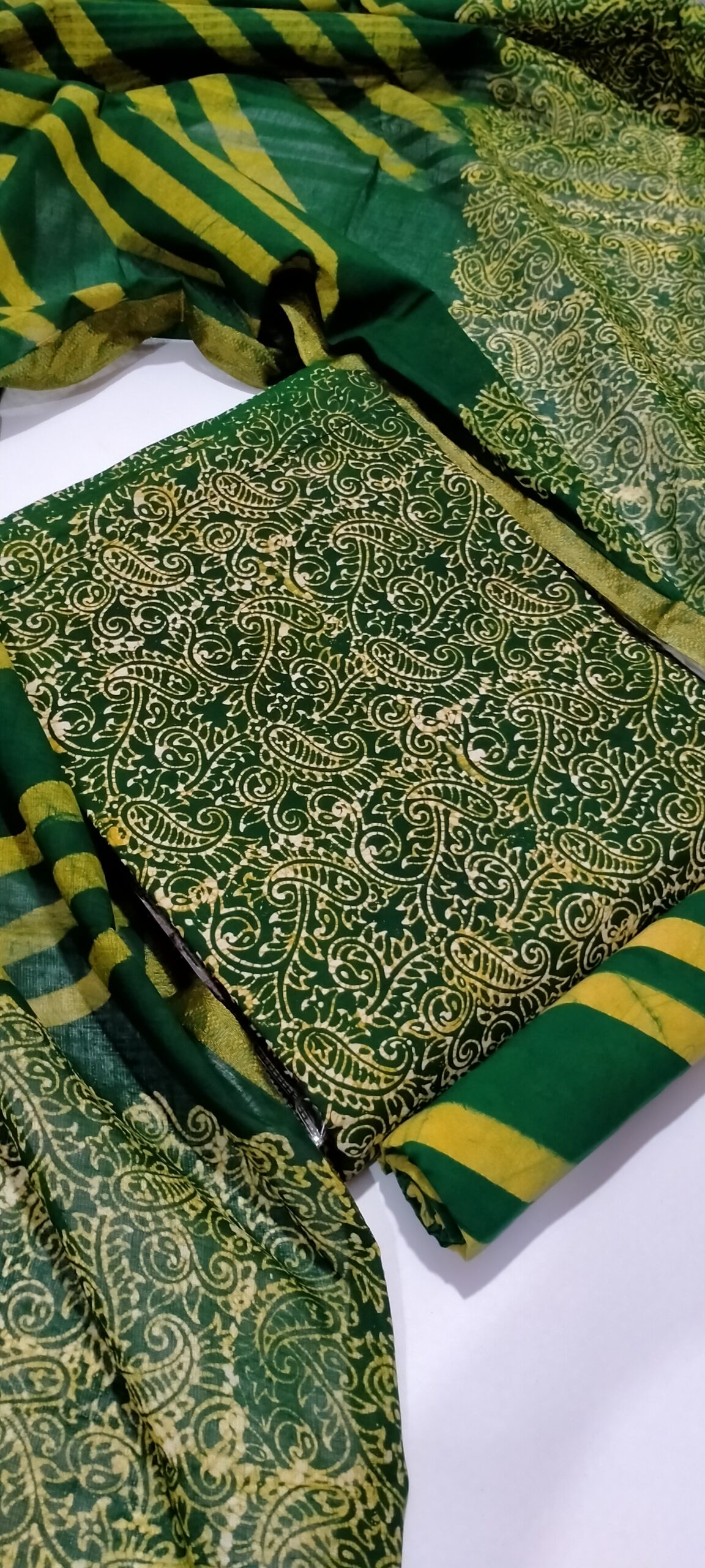 BATIK PRINTED SUITE